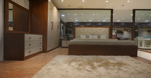 4-floor4.jpg